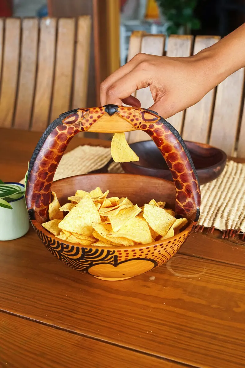Double Giraffe Bowl