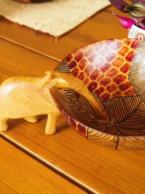 Fully painted elephant bowl 7