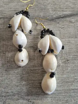 Cauri Shell Earrings 4