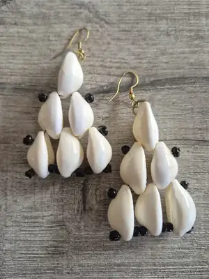Cauri Shell Earrings 6