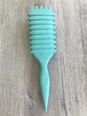 Defining brush 5