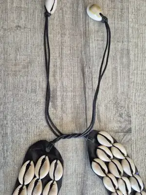 Round Cauri Bead Necklace 7