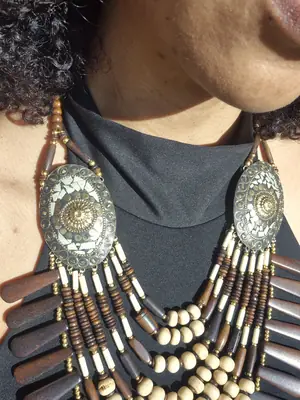 Collier Kamalia 3