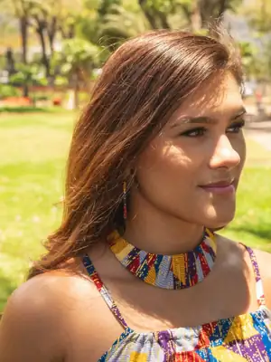 Senia Patterned Necklace 5