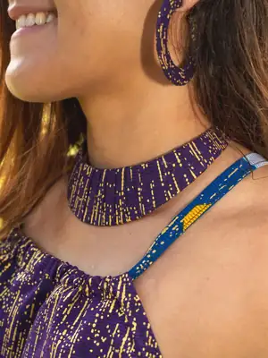 Senia Necklace in Mauve
