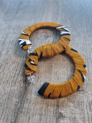 Kaélé Flat Hoop Earrings 3
