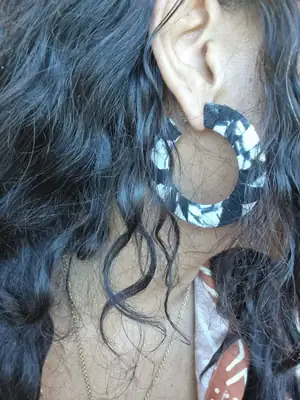 Loumé Flat Hoop Earrings 3