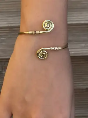 Double gold bangle 3