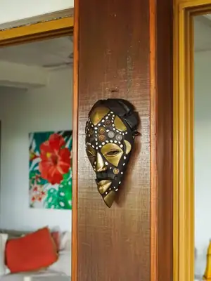 Cameroon Mask 5