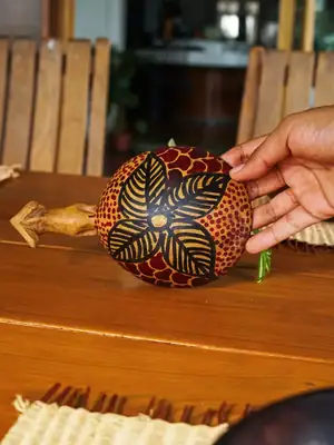 Small lion bowl 7