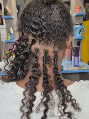 Installation of hair extensions
