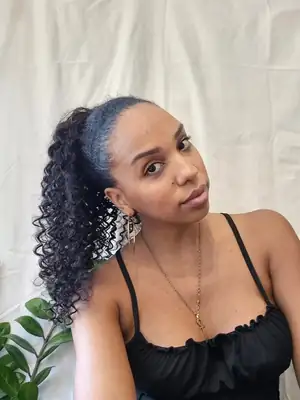 Deep Curl Ponytail 1