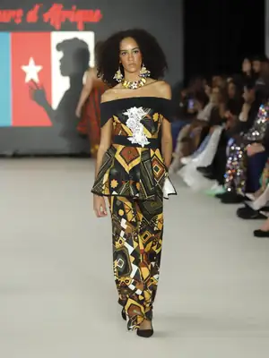 Tenue 7 New York Fashion Week 3