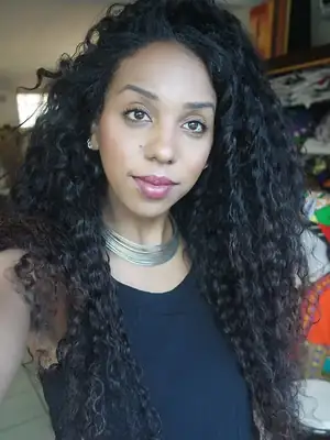 Peruvian Deep Curl Weave