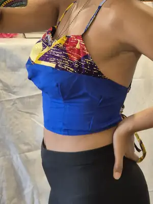 Top dos nu Senia bleu