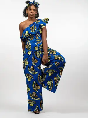 Akwélé Ruffle Top 8
