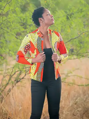 Moni Jacket (3 colors) 4