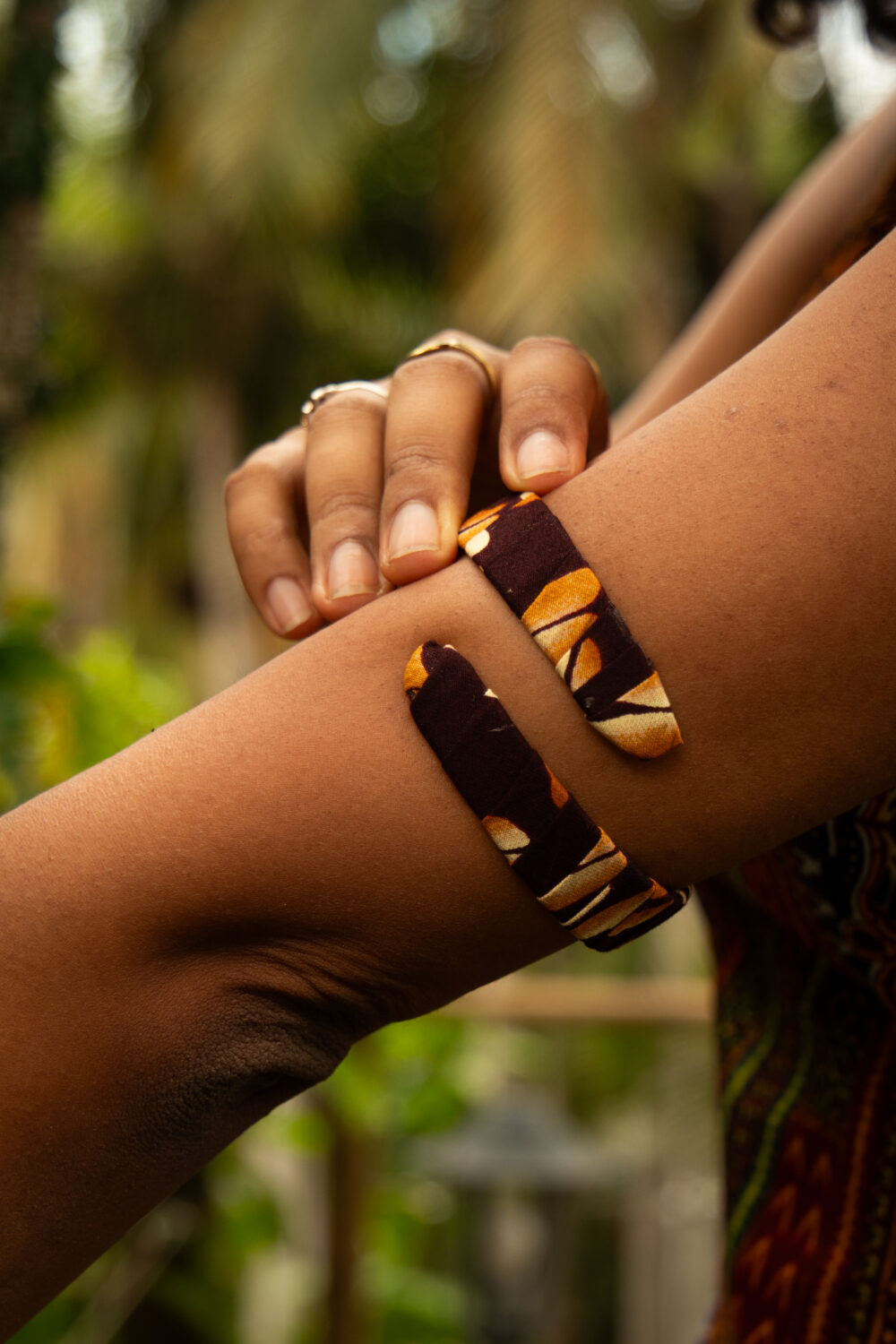 Bracelet de bras Koffi – Image 2