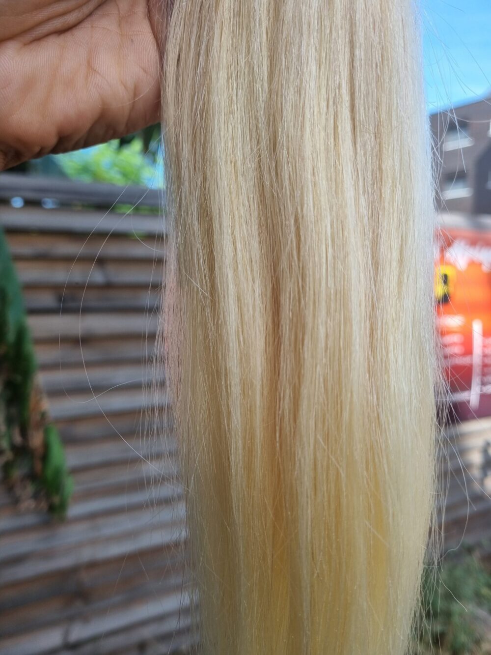 Blond Brazilian Straight weave bundle - Image 2