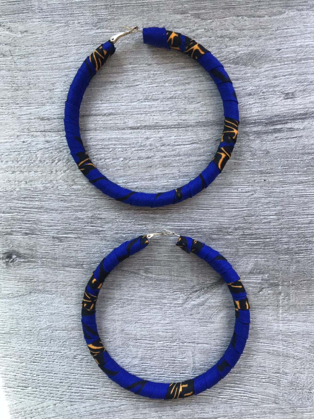 Yendi extra creoles earrings - Image 3