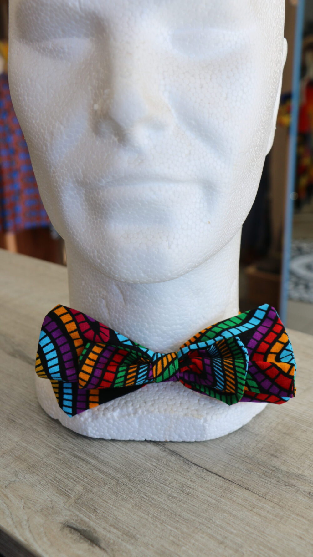 Edea bow tie