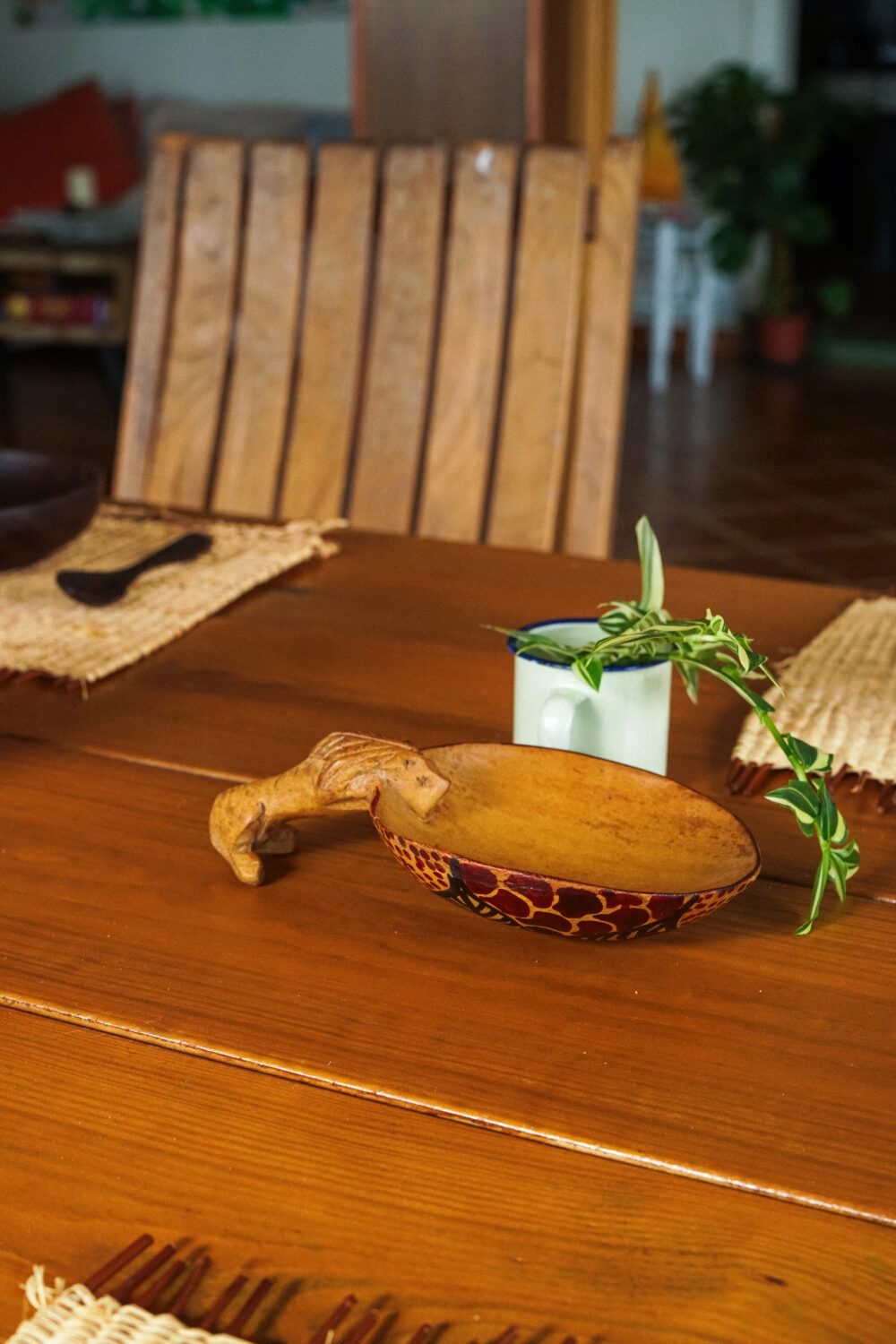 Small lion bowl