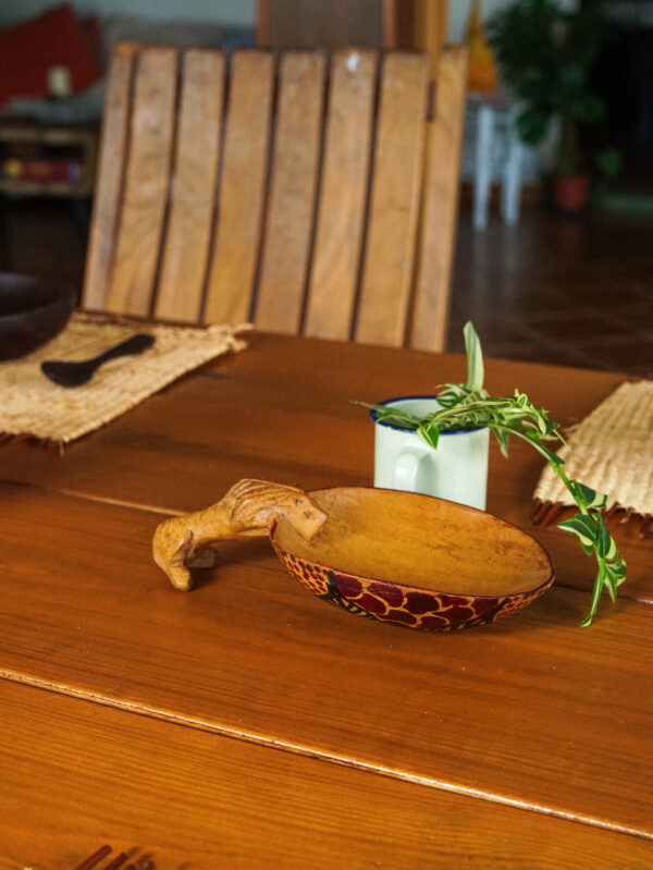 Small lion bowl