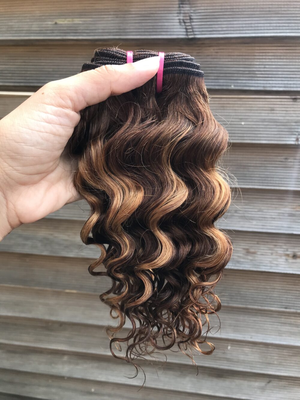 Colored Peruvian Deep Curl weave bundle - Image 2
