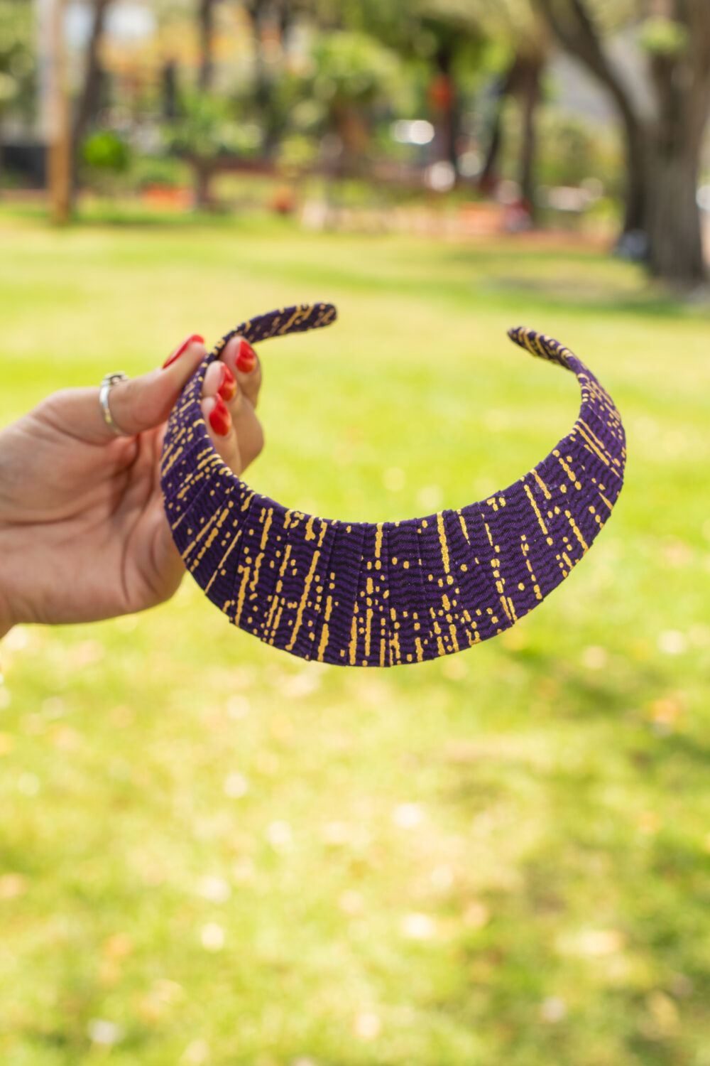 Senia mauve necklace - Image 3