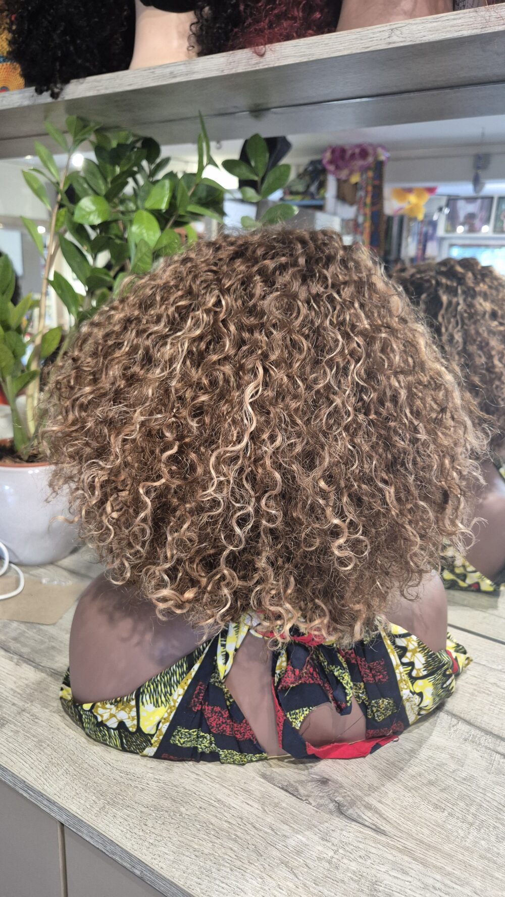 10 inches Peruvian Deep Curl Highlighted Wig with bangs - Image 3