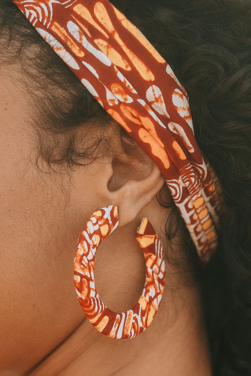Douma flat hoop earrings