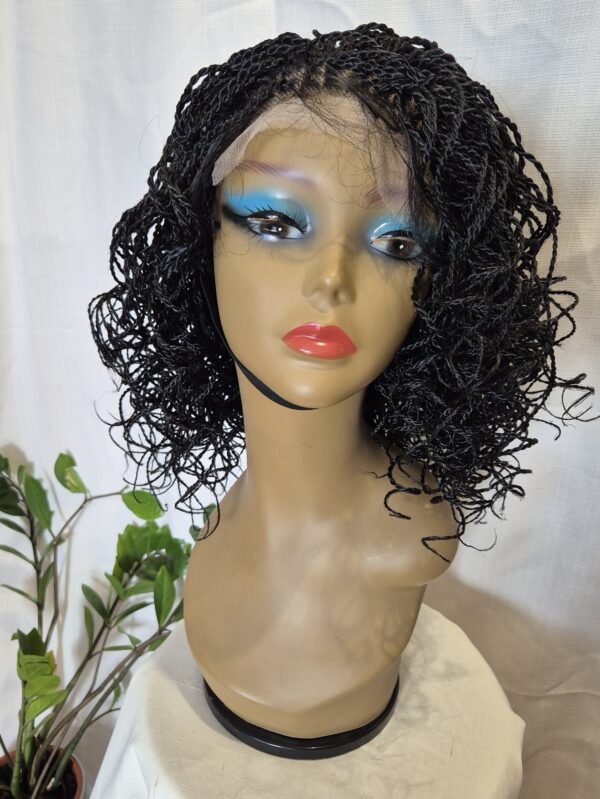Twist synthetic wig