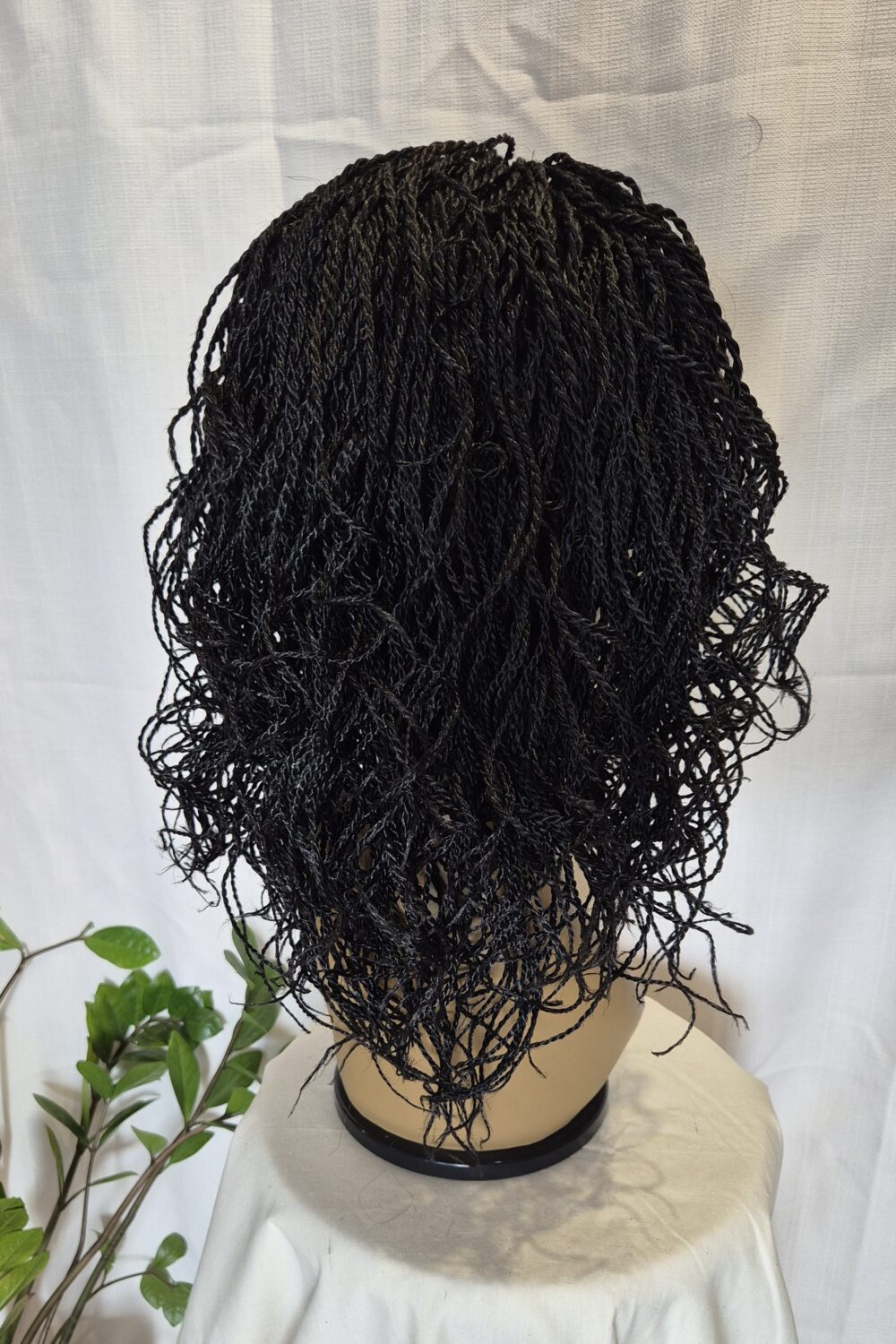 Twist synthetic wig - Image 3